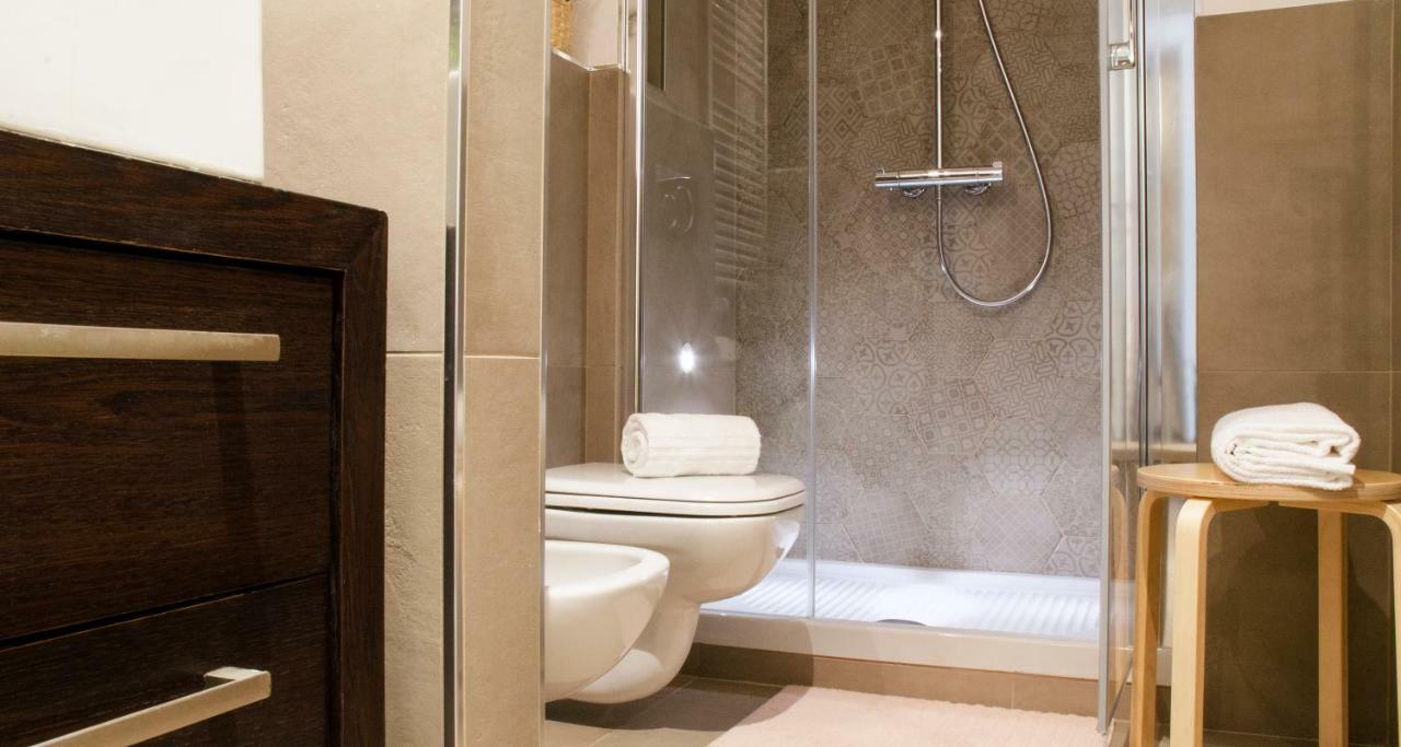 קומו Flowers Apartment Joivy 25 מראה חיצוני תמונה