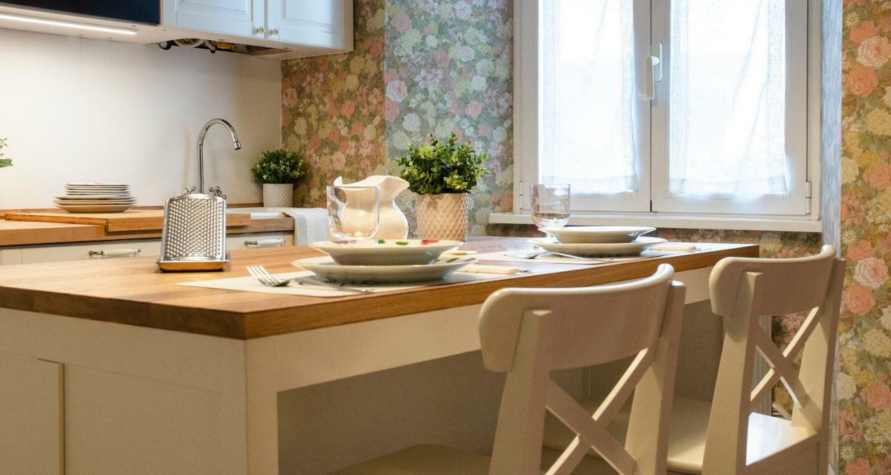 קומו Flowers Apartment Joivy 25 מראה חיצוני תמונה