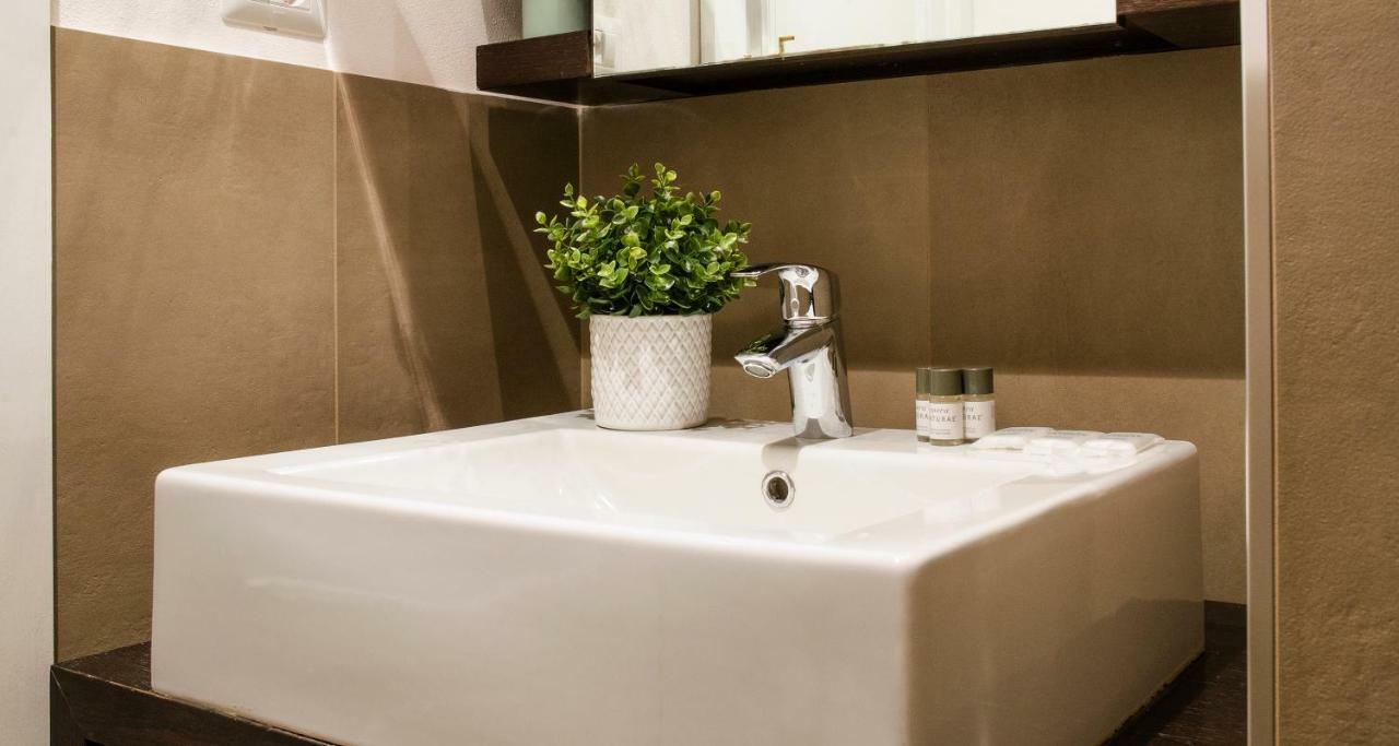 קומו Flowers Apartment Joivy 25 מראה חיצוני תמונה