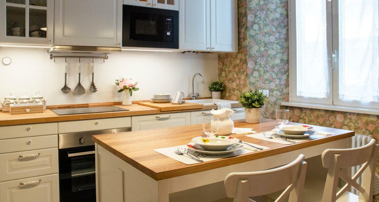 קומו Flowers Apartment Joivy 25 מראה חיצוני תמונה