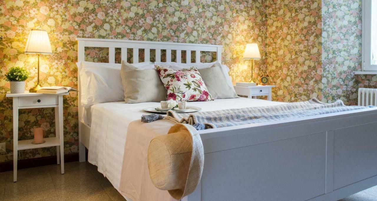 קומו Flowers Apartment Joivy 25 מראה חיצוני תמונה