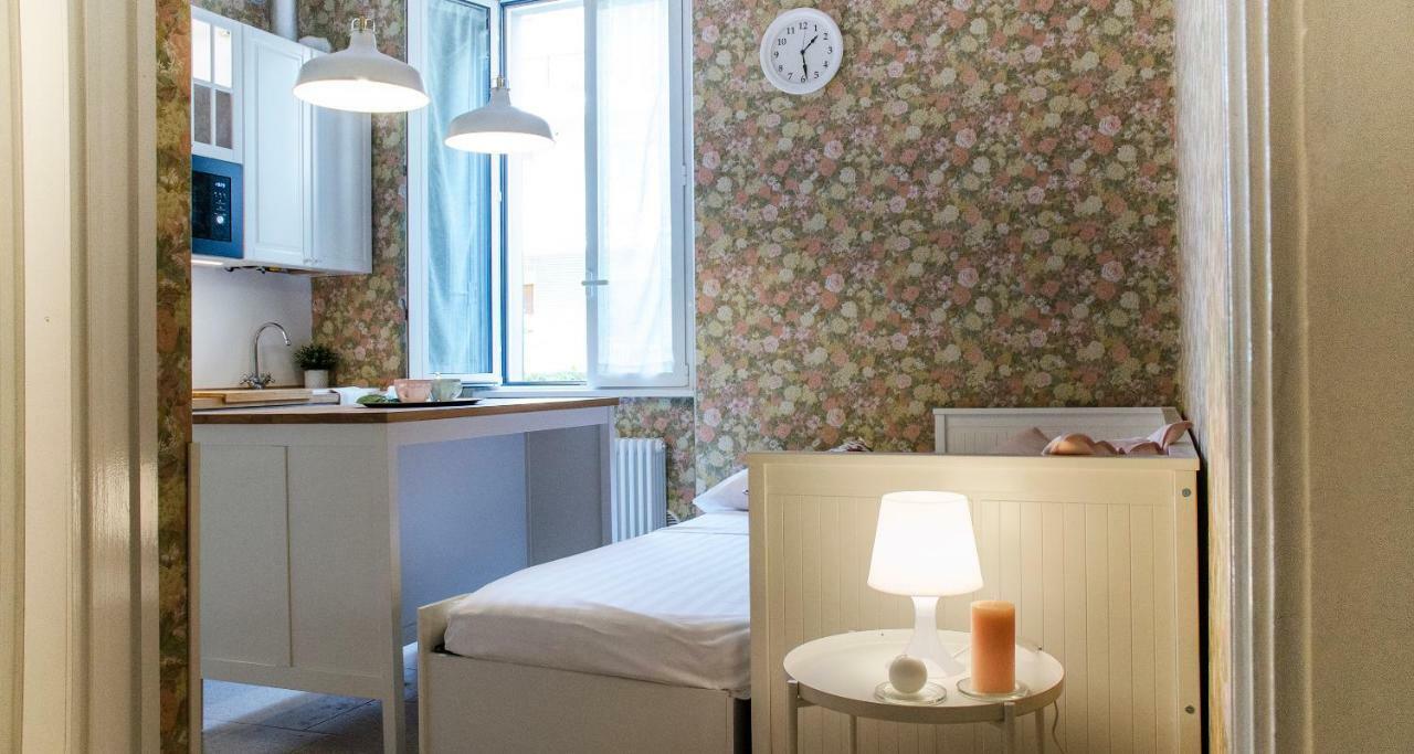 קומו Flowers Apartment Joivy 25 מראה חיצוני תמונה