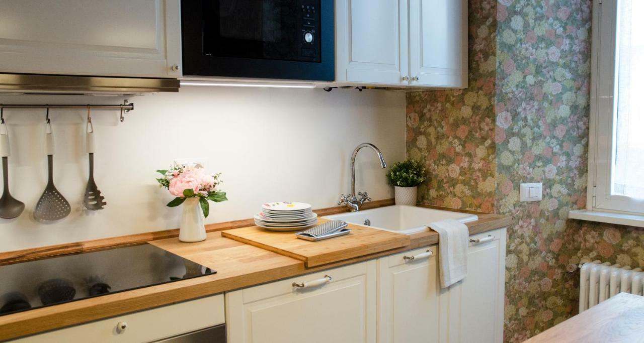 קומו Flowers Apartment Joivy 25 מראה חיצוני תמונה
